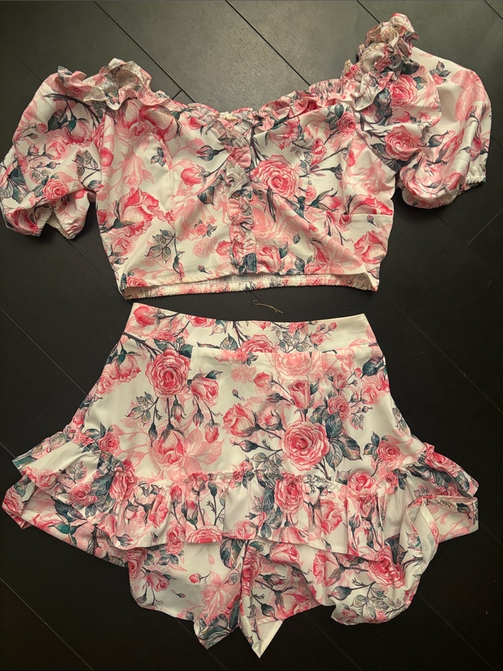 Two-Piece Crop Top Off Shoulder & Ruffle HighWaist Shorts Set -Pink Rose Print